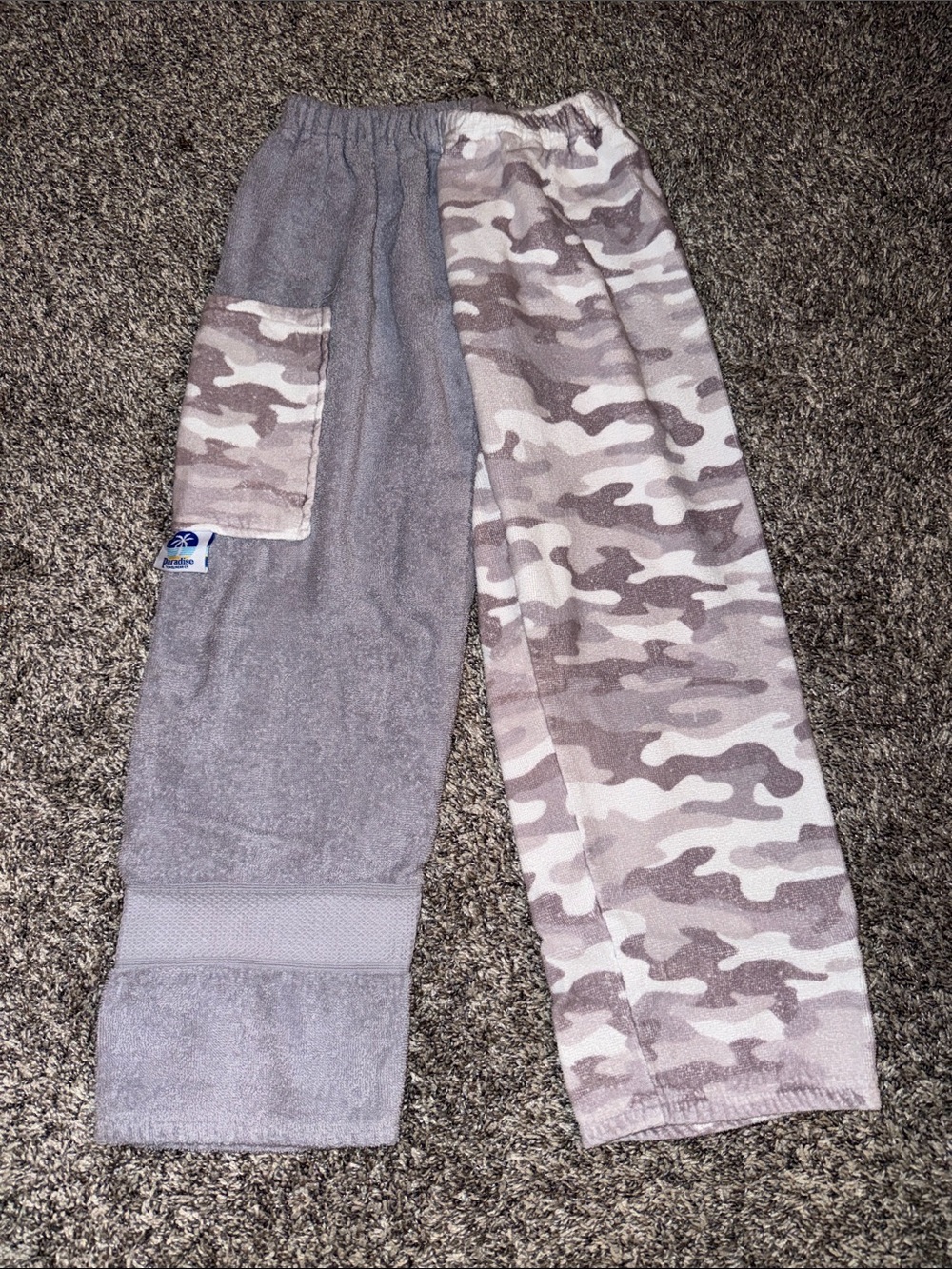 Kids size Small 7/8 Neutral Gray & Camouflage Cozy Towel  Pants